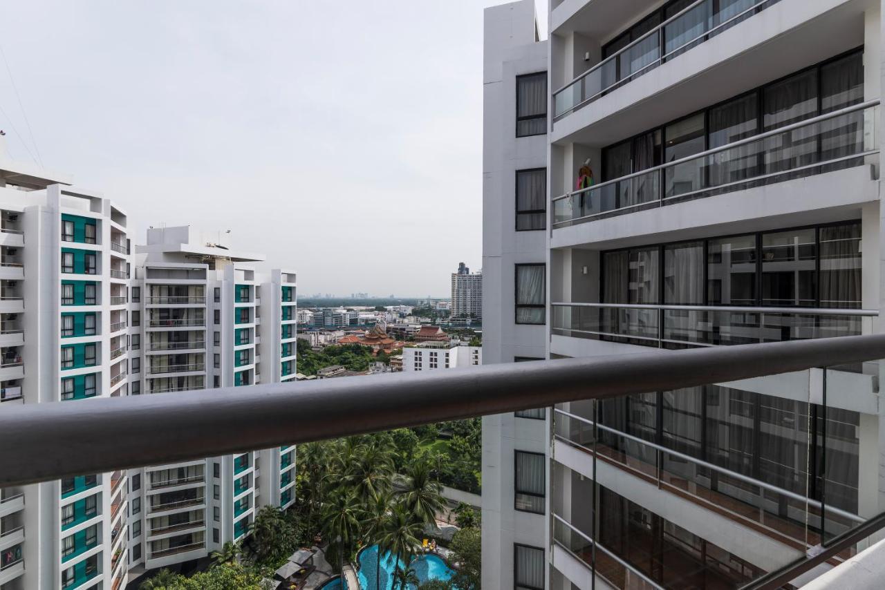 Grand Deluxe One-Bedroom King,1549444690:JPEG